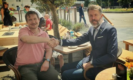 Voorzitterswissel Wijkberaad Mariahoeve